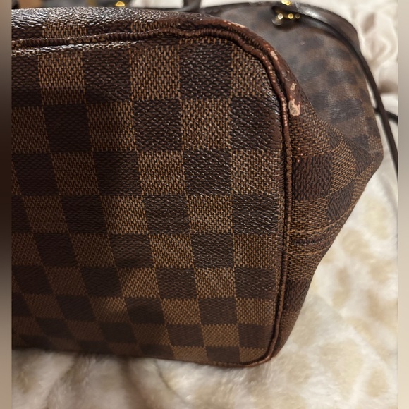 Louis Vuitton Neverfull - Picture 10 of 12